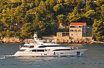 EVERBLUE — Pleasure Craft, United Kingdom flag, built 2006