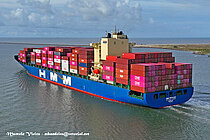 HMM PRIVILEGE — Container Ship, LIBERIA flag, built 2013