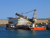 ALLIANZ INSTALLER — Accommodation And Work Barge, St Vincent and Grenadines flag, built 2012