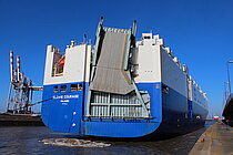 GLOVIS COURAGE — Ro Ro Cargo Ship, KOREA flag, built 2013