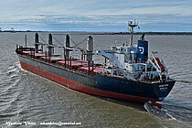 GENESSIS — Bulk Carrier, LIBERIA flag, built 2013