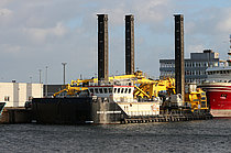 GIAN LORENZO BERNINI — Service Ship, MAURITIUS flag, built 2014