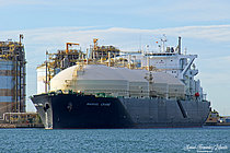 MARVEL CRANE — Liquefied Natural Gas Carrier With Independent Spherical Tanks Type B, Singapore flag, built 2015
