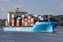 VENTA MAERSK — Container Ship, DENMARK flag, built 2018