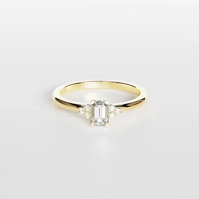 zaročni prstan emerald brus moissanite 6x4 mm rumeno zlato 14k