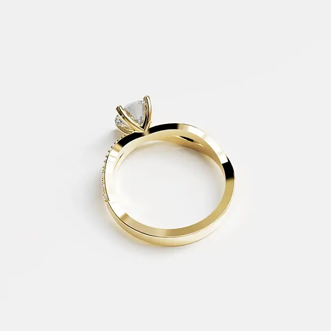 forlovelsesring i gult forgyldt guld og diamanter i viklet form, buet