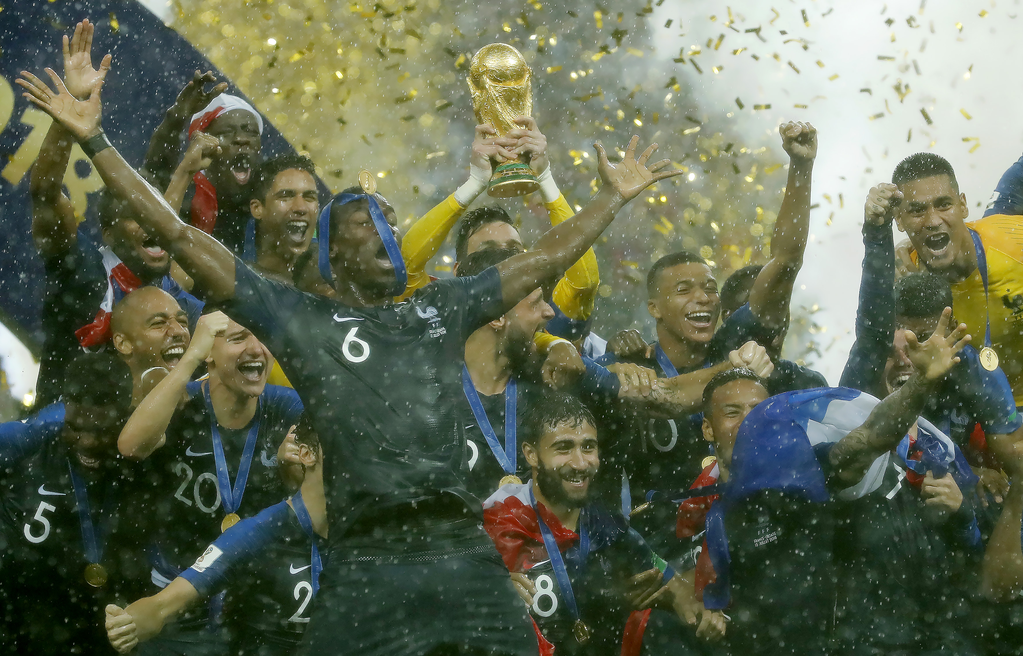 They already know who the glory looks like (©Tom Jenkins)