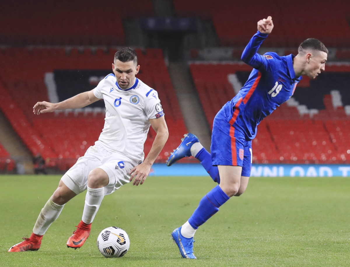 Dante Rossi in action against England's Phil Foden (©AFP)