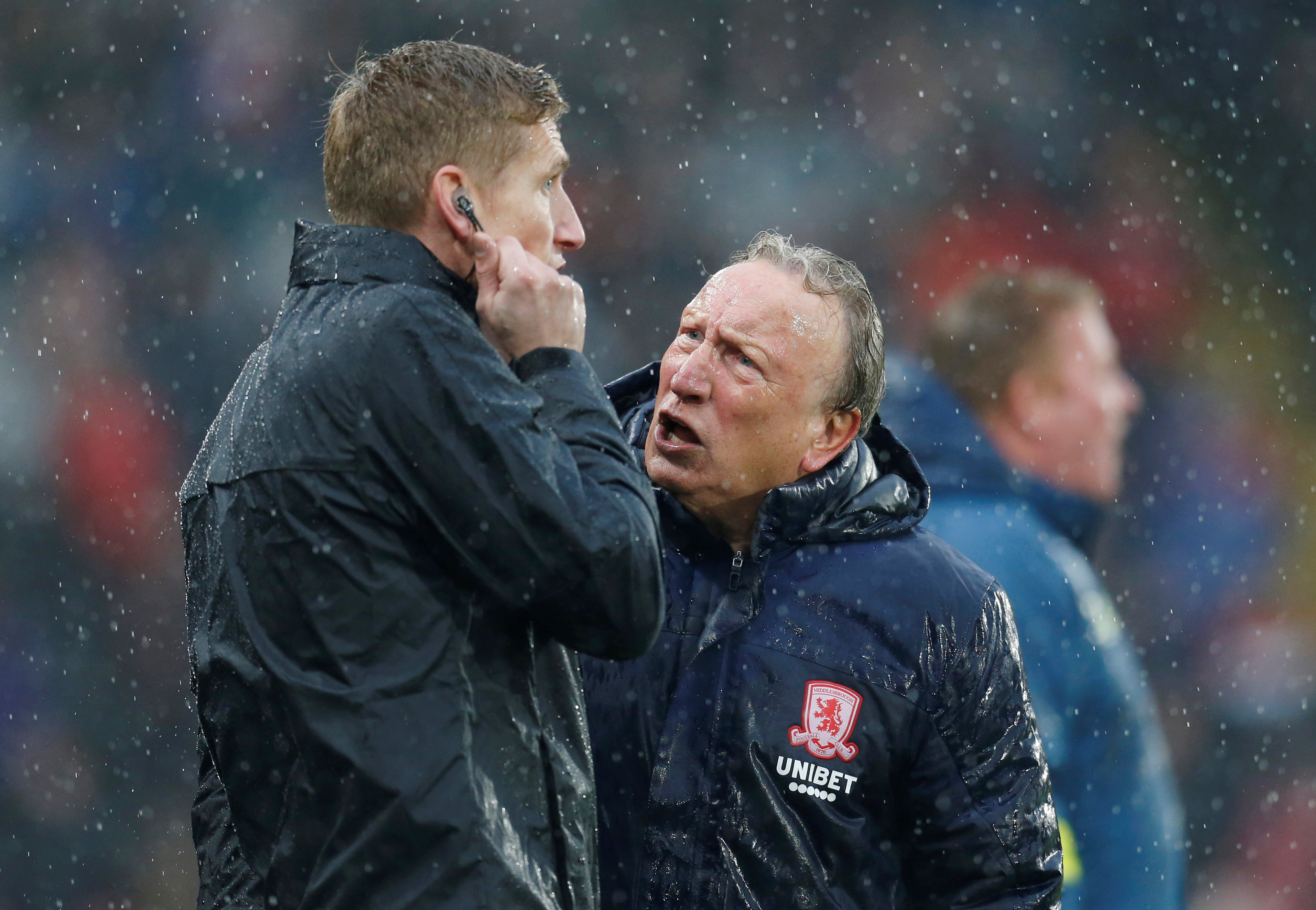 Warnock in discussion with a referee (©Action Images/Ed Sykes)