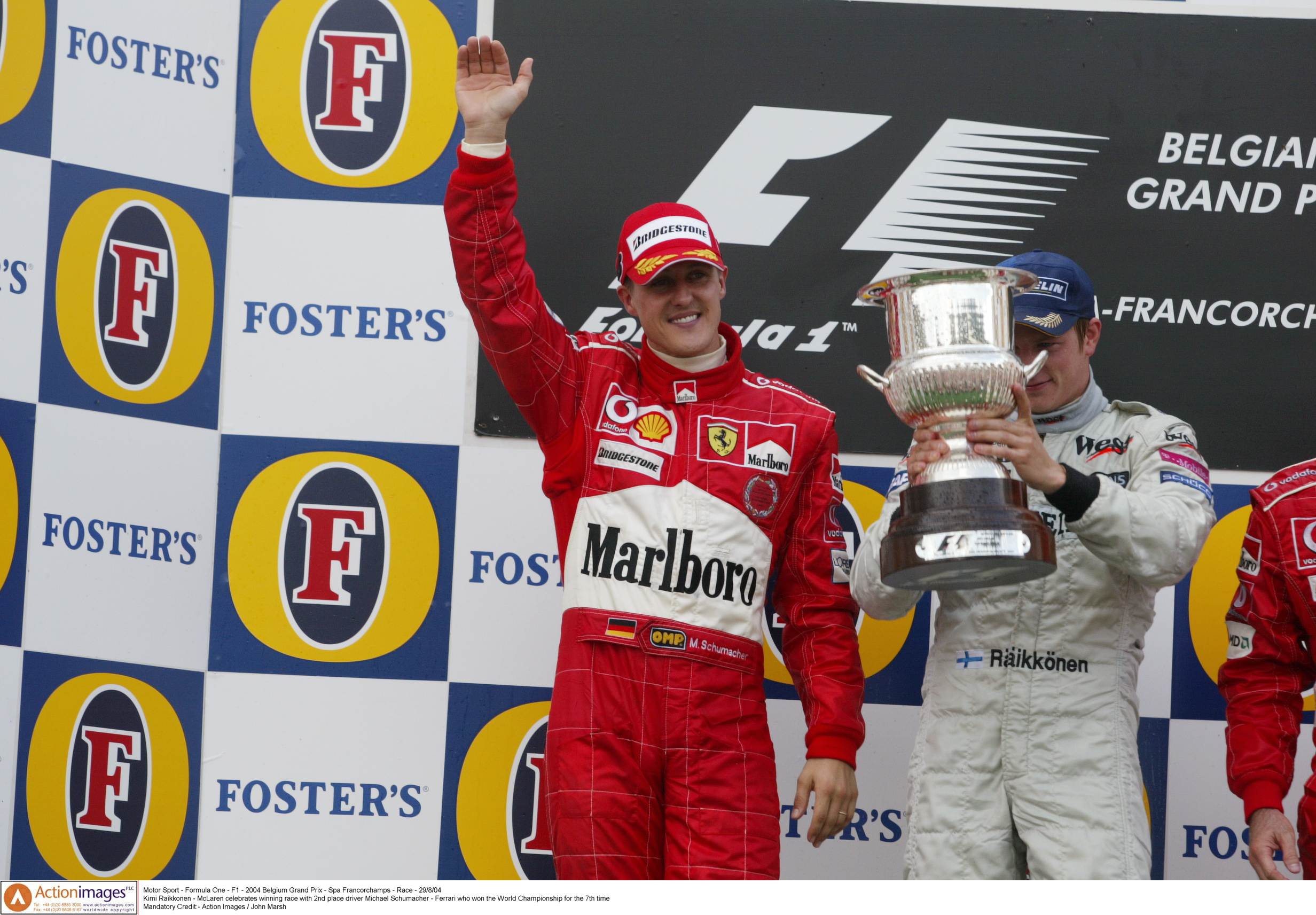Schumacher celebrates his title in 2004 (©Action Images / John Marsh)