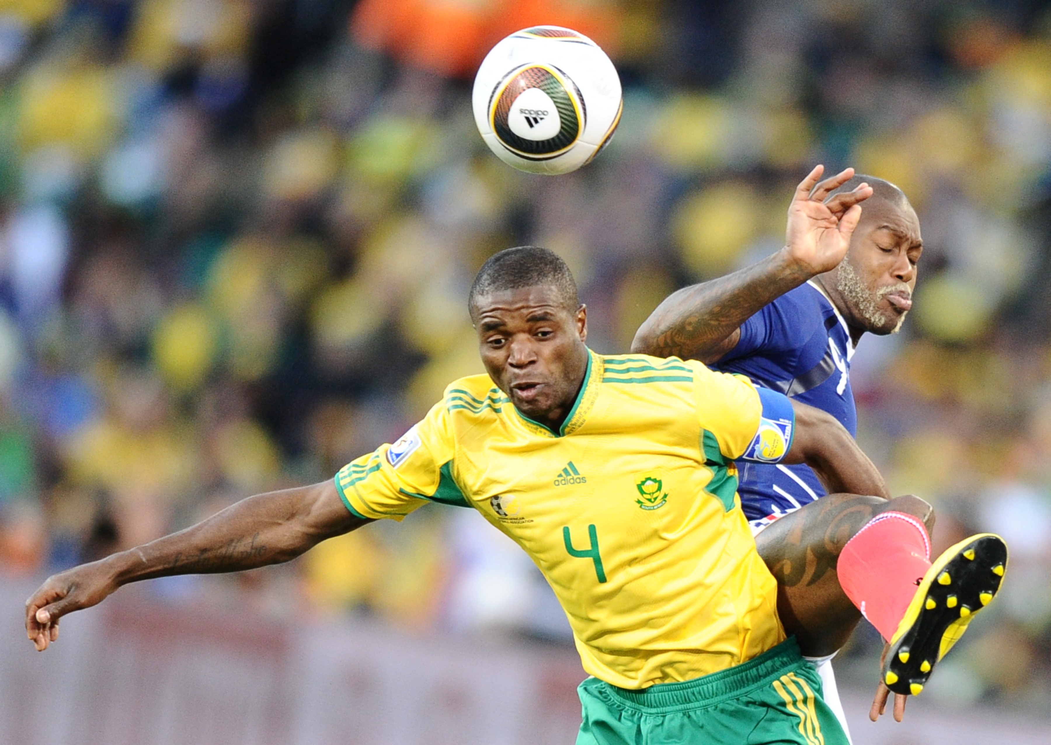 Djibril Cisse playing against Bafana Bafana in the 2010 World Cup (©AFP)