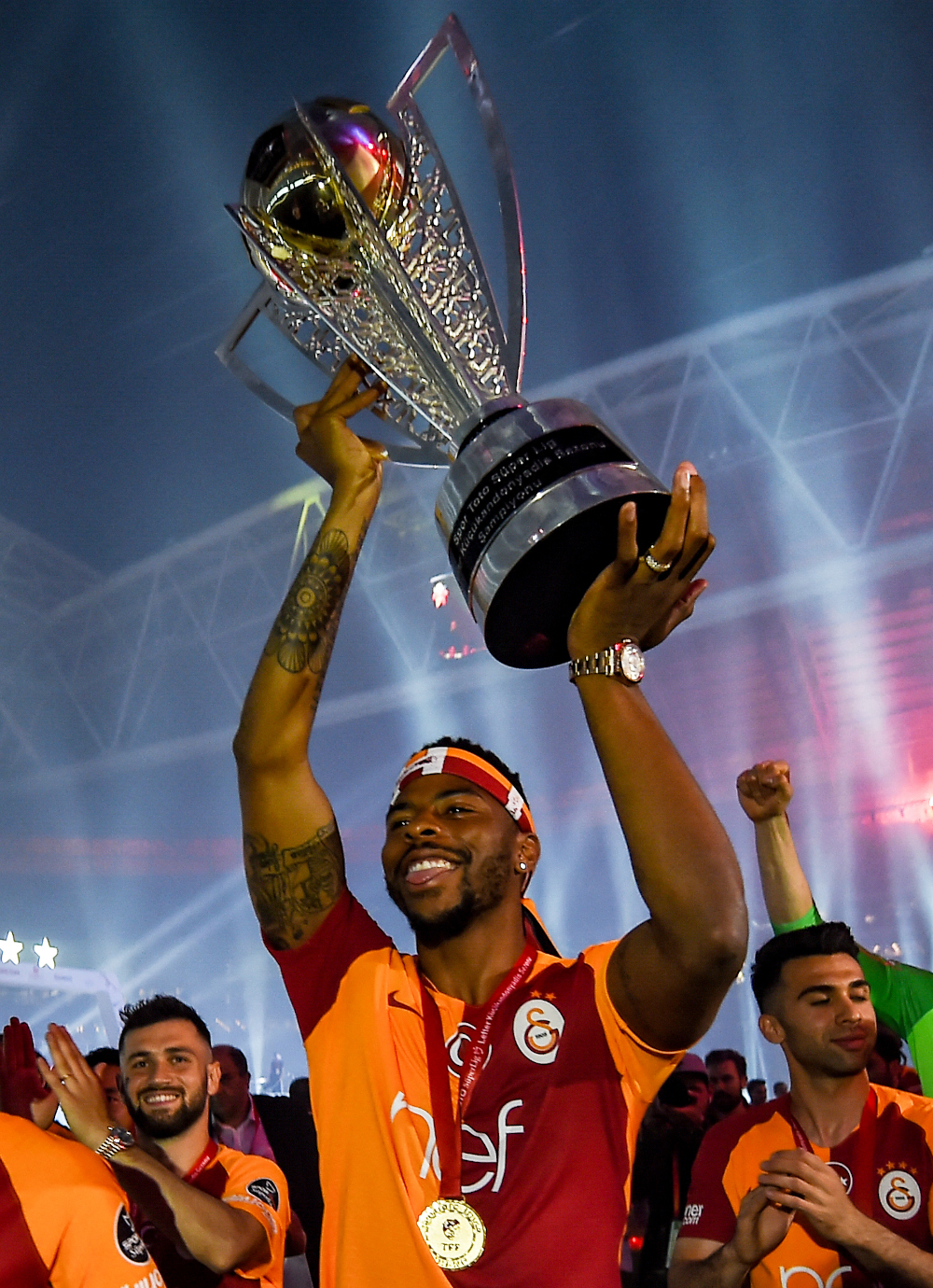 Donk celebrates the last Galatasaray trophy in 2019 (©AFP)