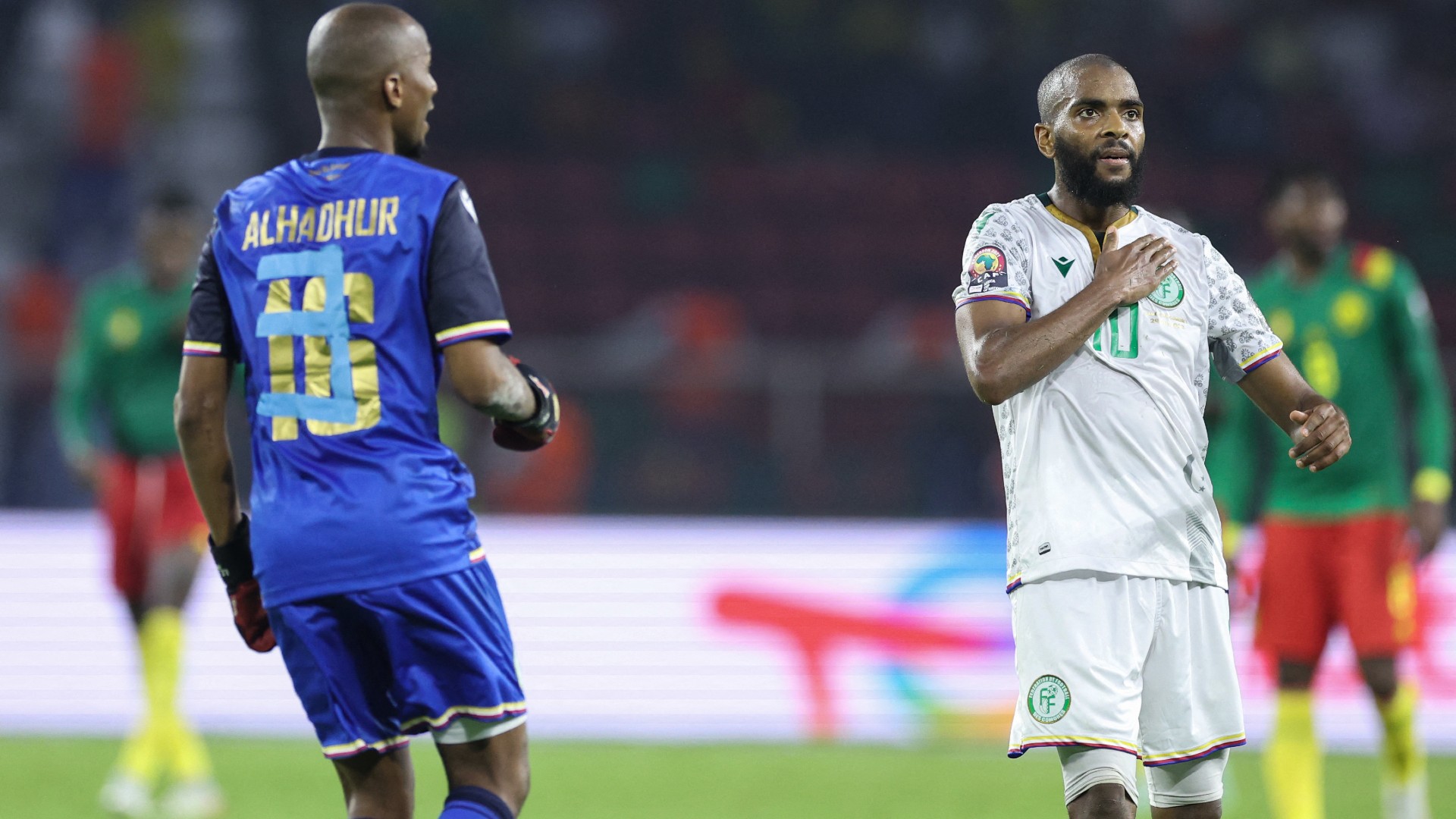 Comoros' midfielder Youssouf M'Changama celebrates after scoring (©AFP)