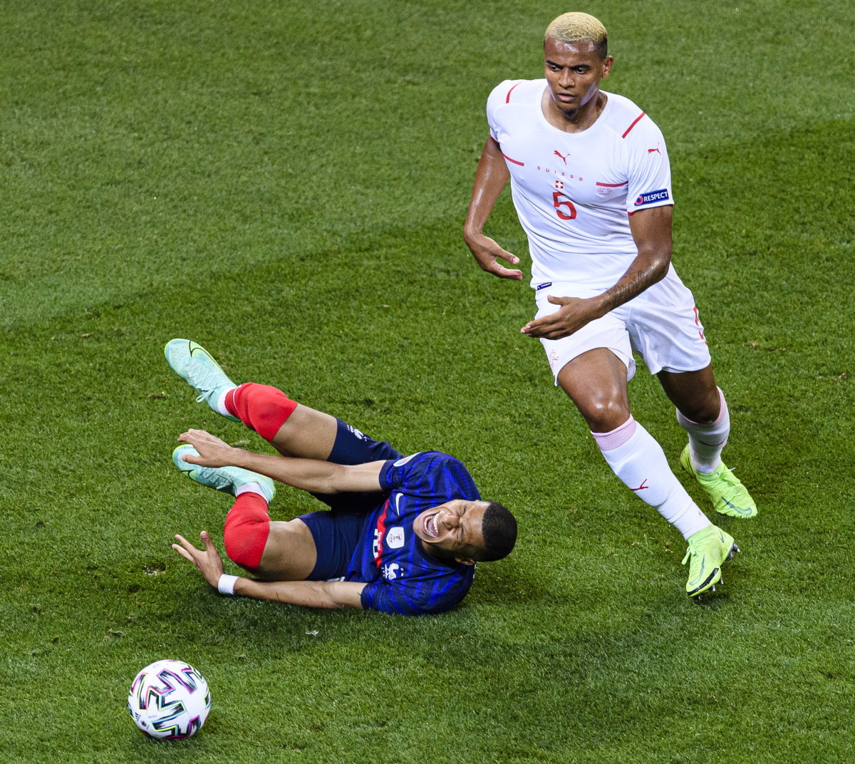 France down and out (©Gallo Images)