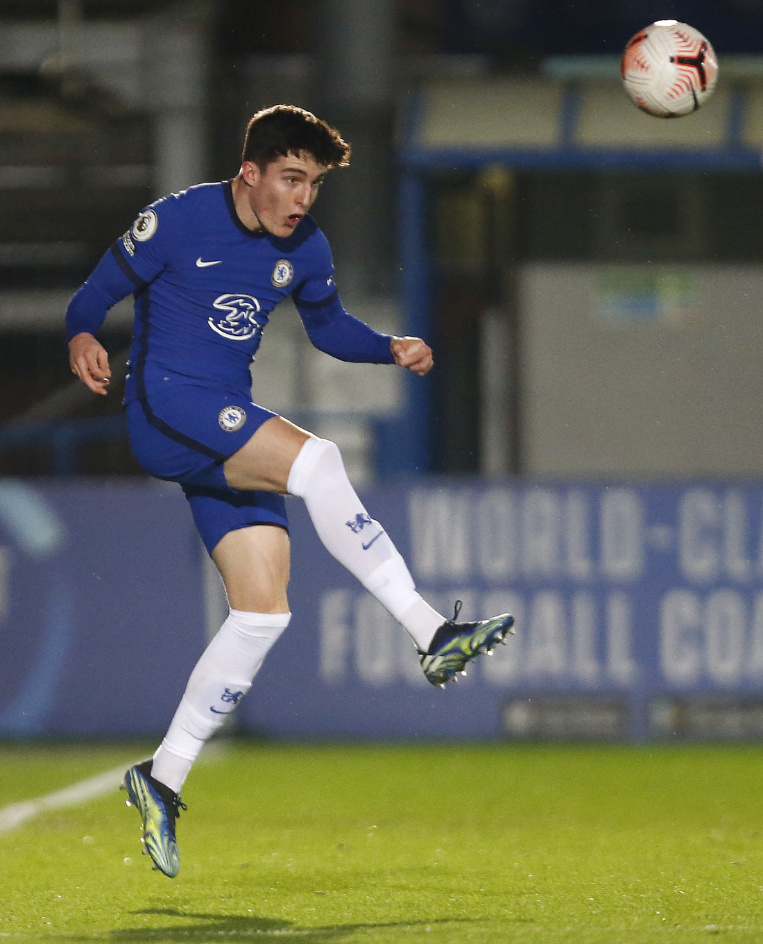 Tino spent a decade at Chelsea (©AFP)