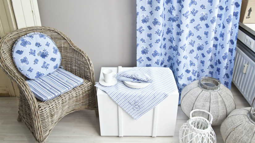Möbel aus Polyrattan für maritimes Flair