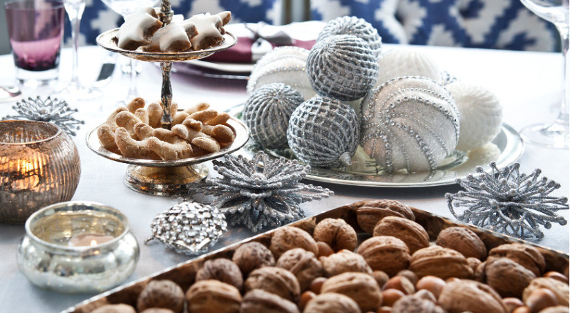Kreative Weihnachtskugeln mit Plätzchen