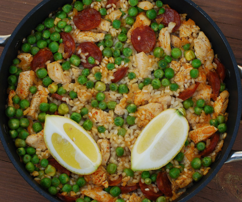 Rezept für Arroz con Chorizo, Pollo y Guisantes