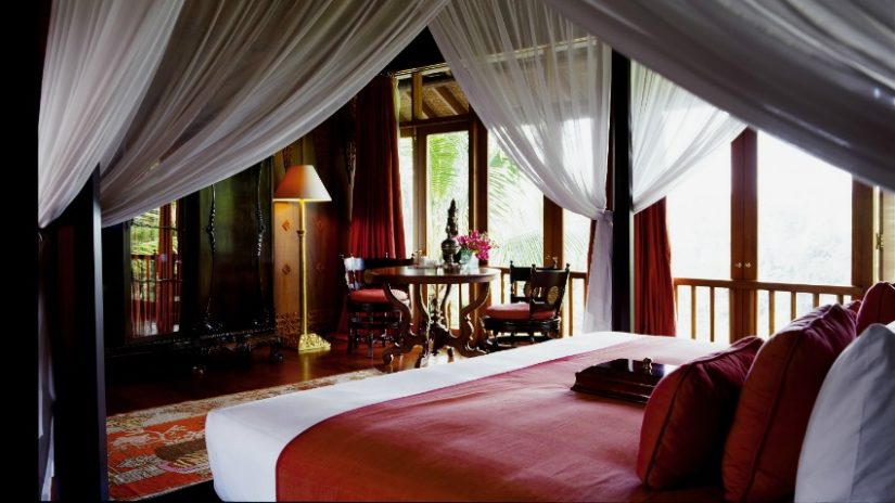muebles coloniales en el dormitorio