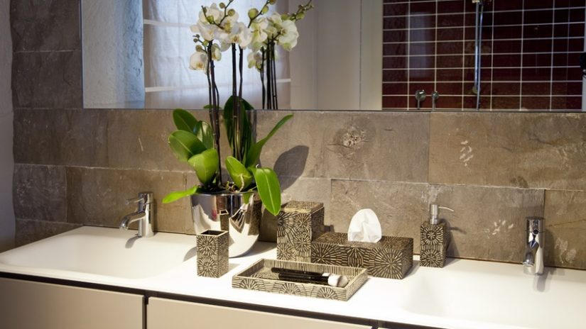 Diseño de baños gris