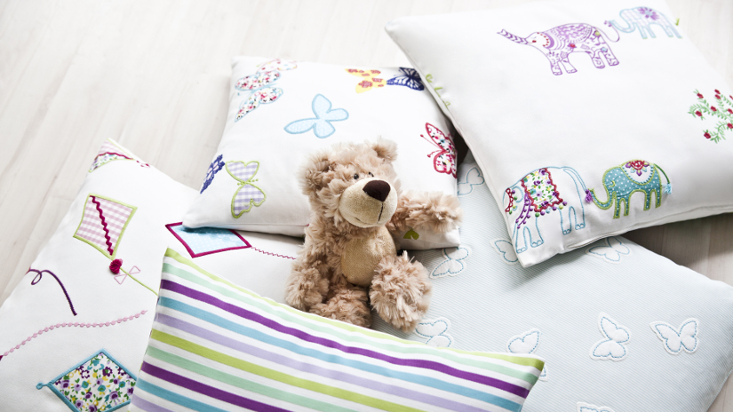 sábanas bordadas a mano para niños