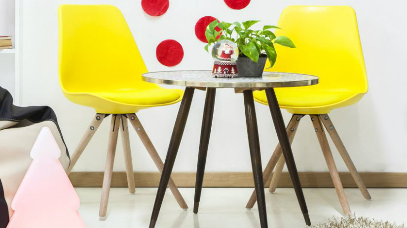 salón amarillo y otros colores