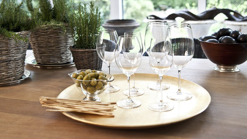 copas de vino, aperitivo, bandeja, casa