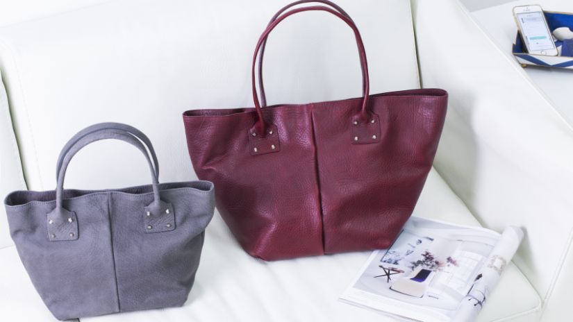 Sacs en cuir violet et parme