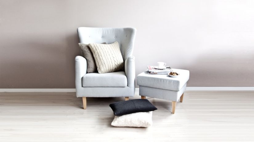 Fauteuil à oreilles en tissu gris