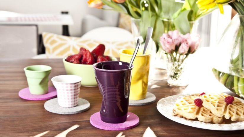 Tasse à café froissée