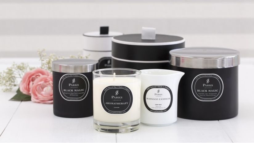 Bougies parfumées blanches et noires