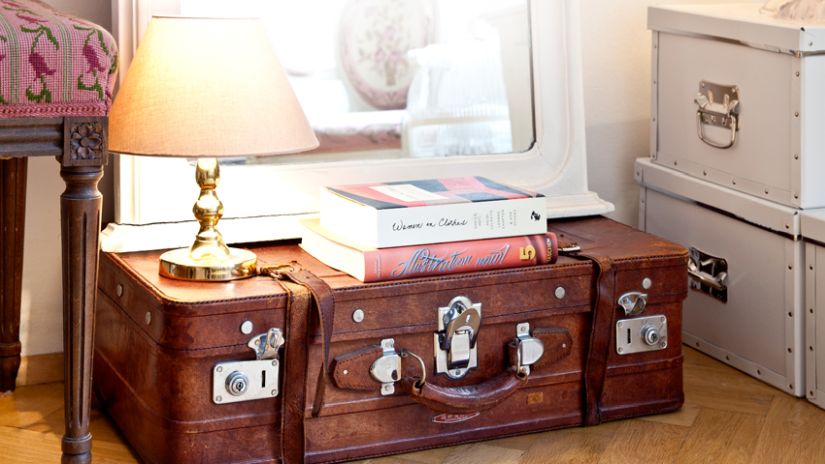 Valise décorative en cuir