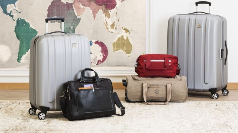 Valises légères de couleur grise