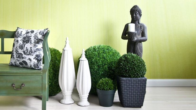 sculpture extérieure, statue d'extérieur, banc de jardin, vases
