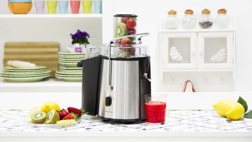 Robot hachoir pour jus de fruits et soupes