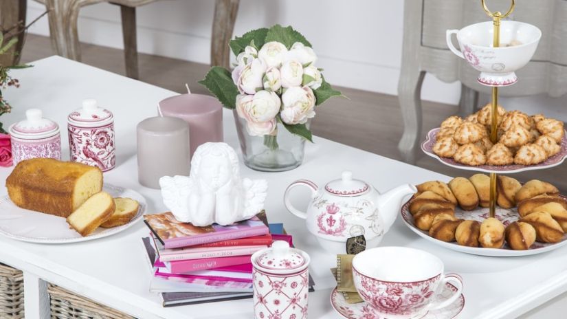 Présentoir en porcelaine