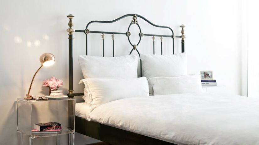 Lampe halogène pour la chambre
