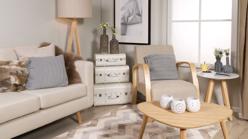 Lampe sur trépied en bois