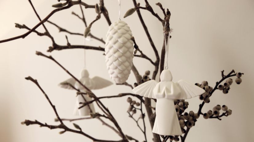 Boules de Noël blanches en forme d'ange