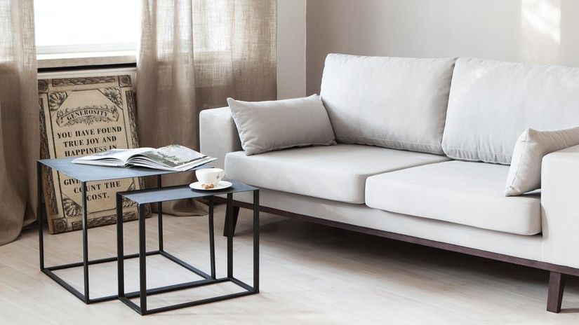 Tables gigogne en aluminium