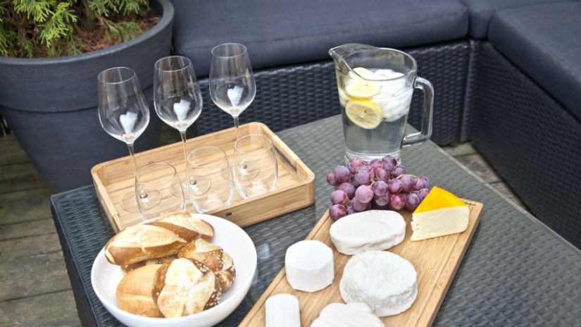 Table basse de jardin grise en plastique