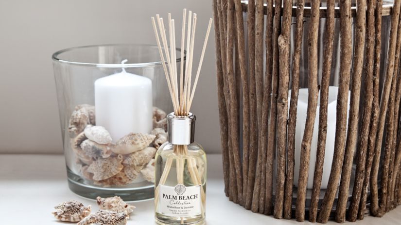 Diffuseur de parfum dans une salle de bain