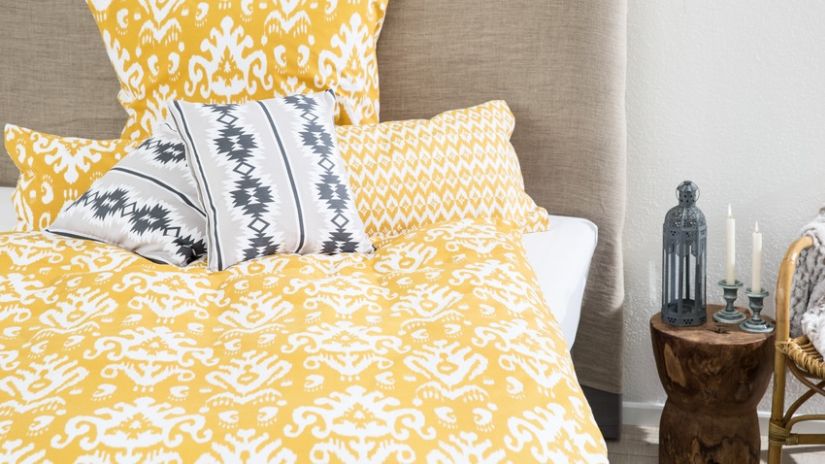 Drap coton jaune à motifs blancs