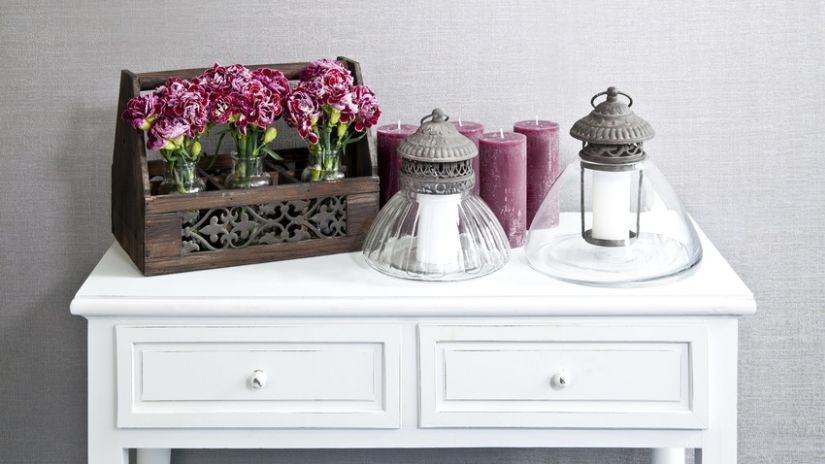 Commode fille en bois blanc