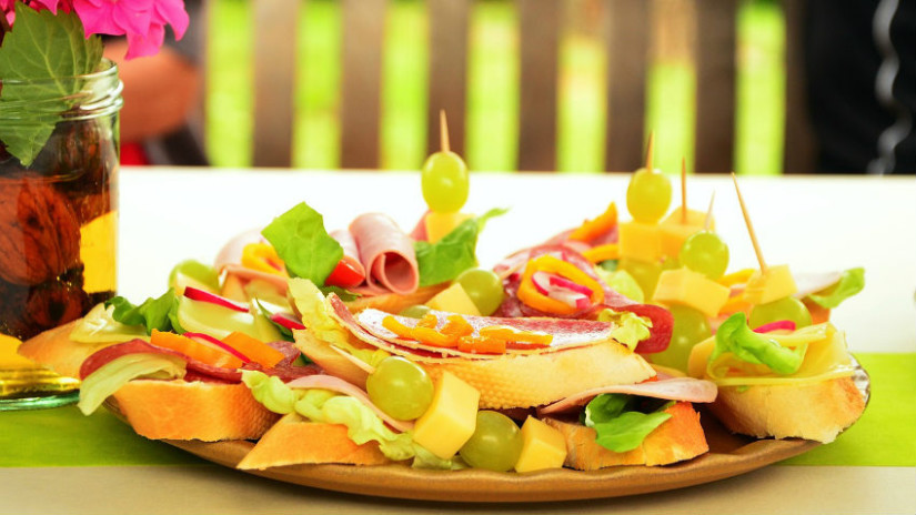 affettatrice manuale aperitivo brunch