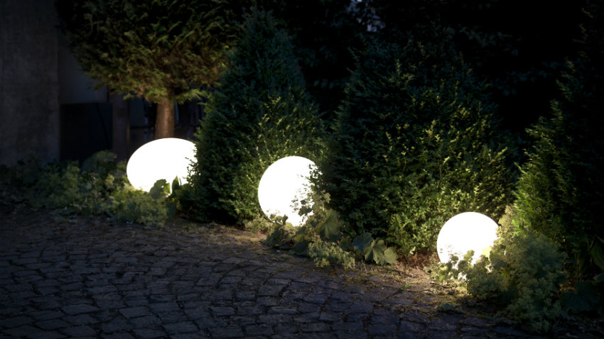 Lampade da esterno a led: luci nella notte dalani e ora westwing Lampade giardino led