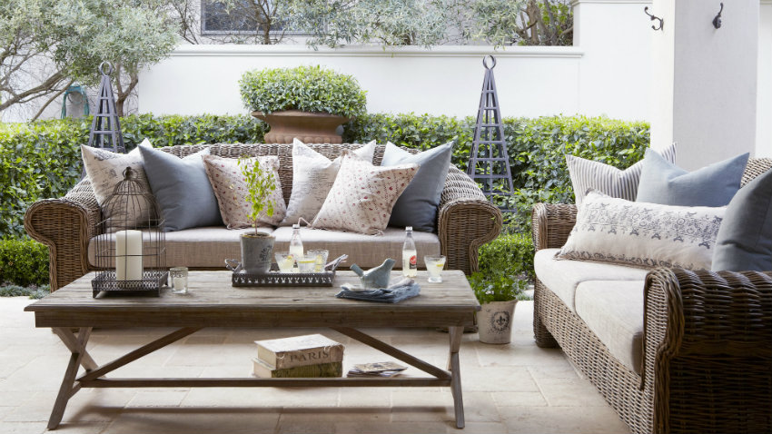 Divani da esterno: un tocco di stile al giardino dalani e ora westwing Verande da terrazzo