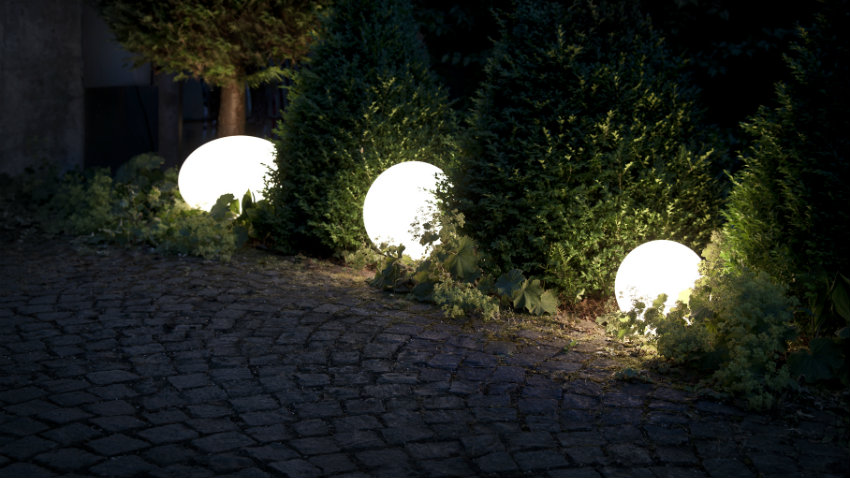Lampade da terra per esterno: illuminazione di stile dalani e ora ... Piccoli modelli della terra