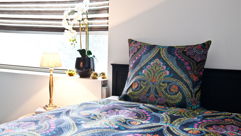 letto in wengè lenzuola etniche esotiche