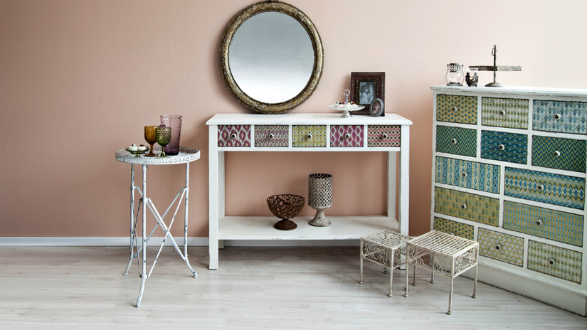 specchio con cornice consolle tavolino